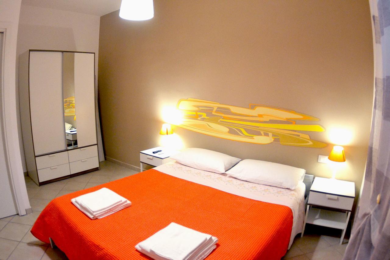 Bed & Breakfast Il Vicolo San Benedetto del Tronto Exterior photo